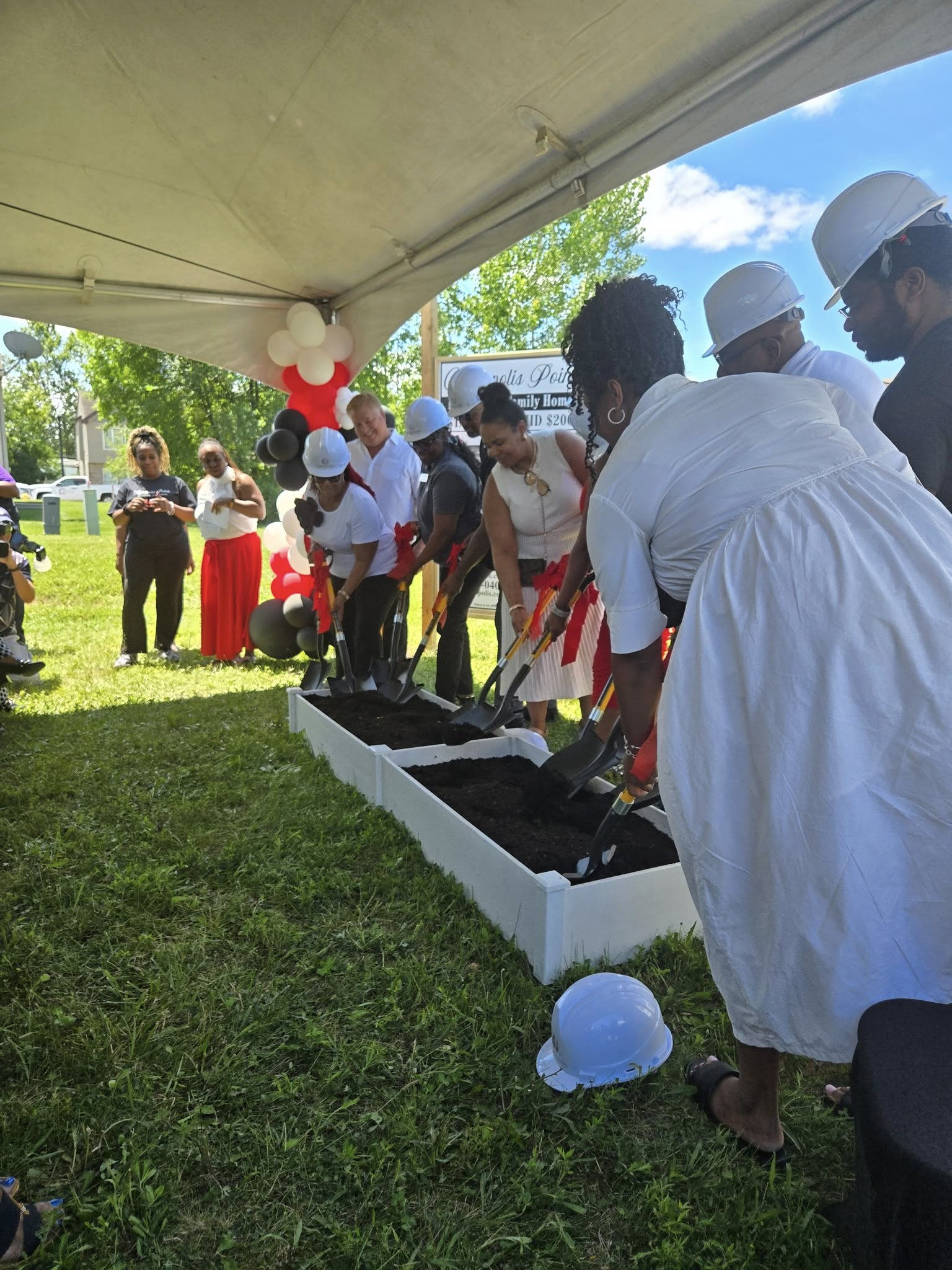 518397127_10215378687215653_8252885166222343832_n